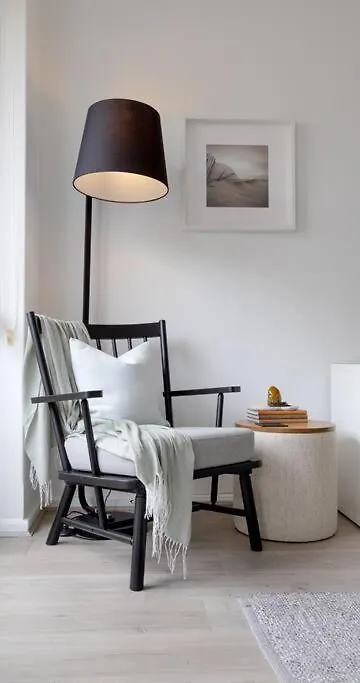 Apartment Casa Del Soul, On The Beach, Steps To Henley Square! Henley Beach South Australia